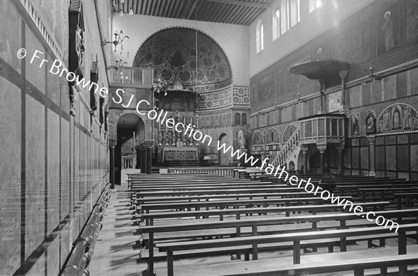 UNIVERSITY CHURCH INTERIOR